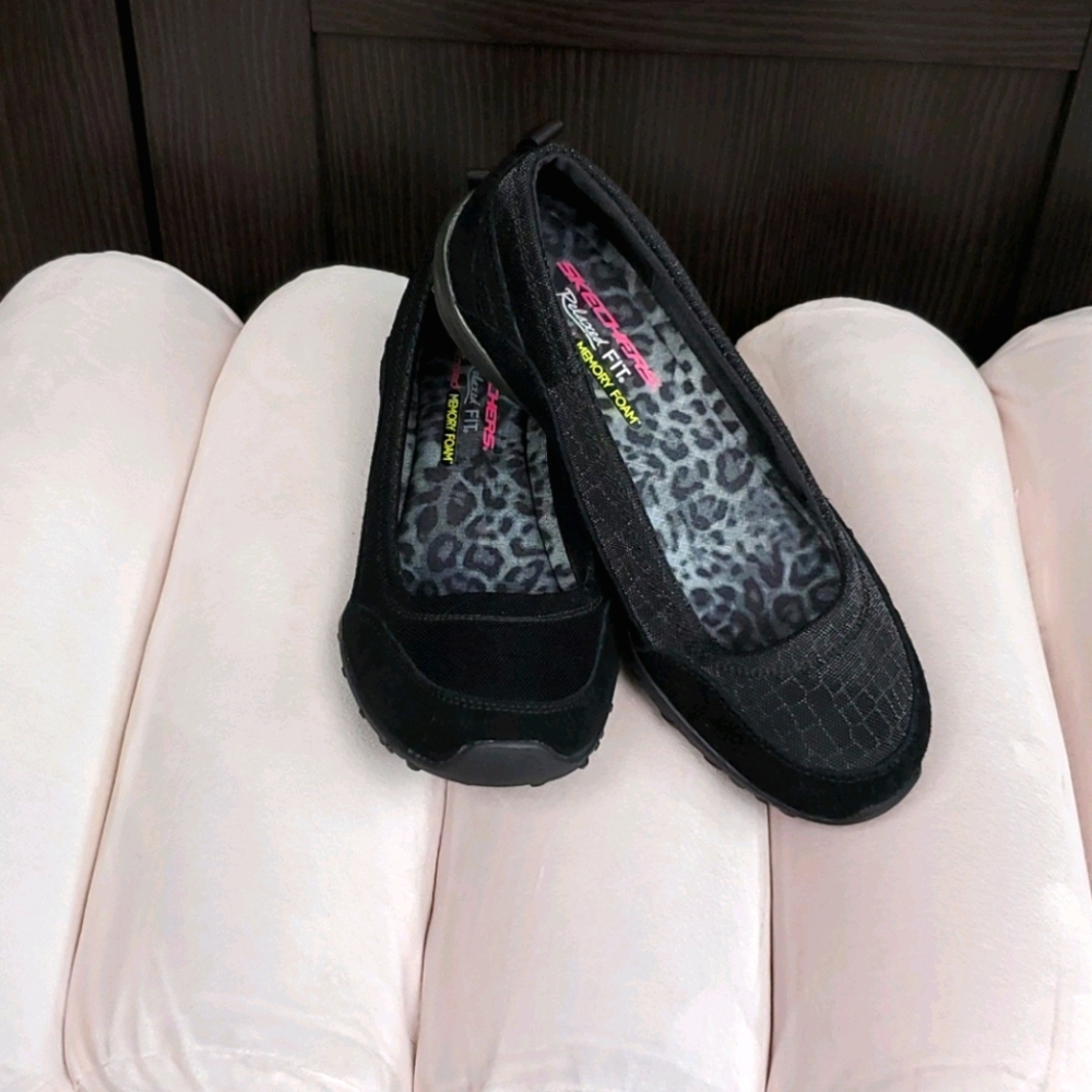 Sketchers Fabric & Suede Shoes